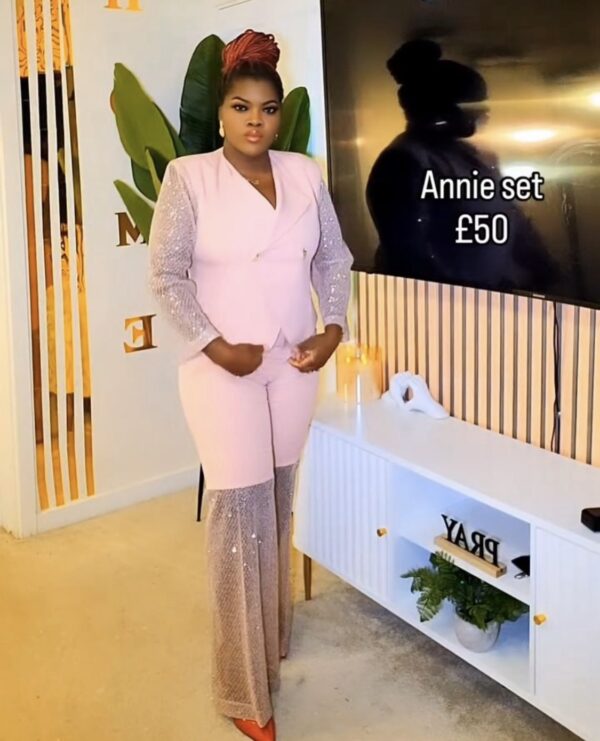 Annie set,Available size 12/14. Read description for more details
