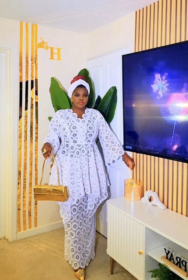 Adewummi set sizes available between 10-14