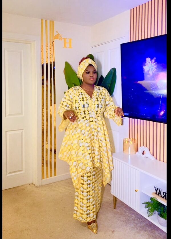 Adewummi set sizes available between 10-14