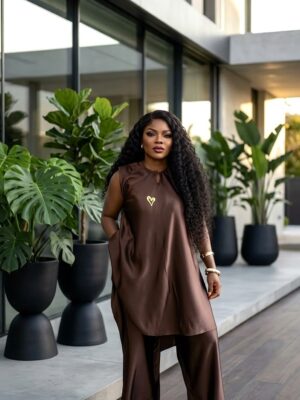 Tonia set. Left in size 14